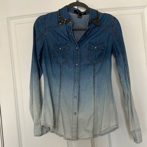 Denim detailed collar button up